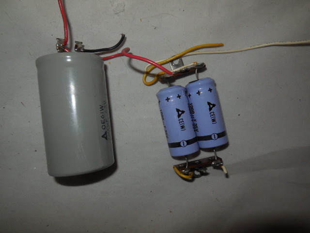 One Vintage Sherwood S-7100 Stereo Receiver Capacitors Parts Repair