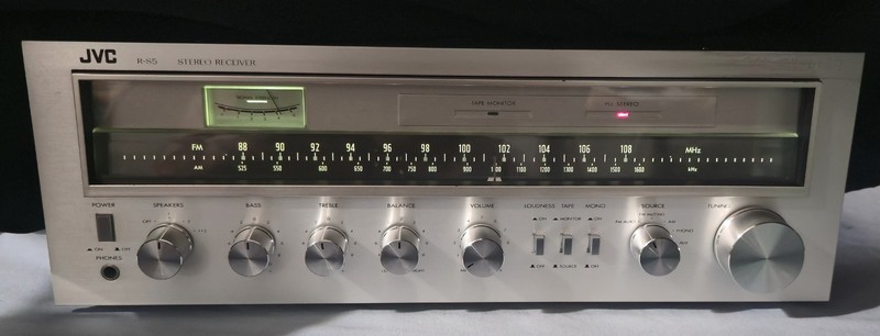JVC R-S5 AM/FM Stereo Receiver – Serviced – WORKS GREAT!