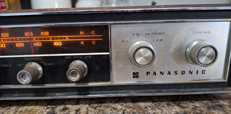 Vintage - Panasonic RE-7671 AM/FM Stereo Receiver Solid State - Works Some What gallery