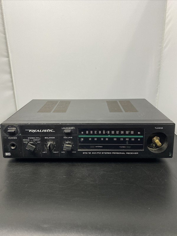 Realistic STA-12 31-1965 AM/FM Stereo Personal Receiver *READ*