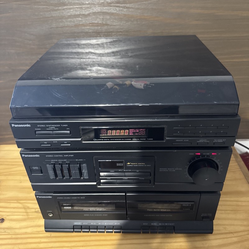 Panasonic SG-HM22 Am Fm Radio Stereo Dual Cassette Tape Turntable Sound System
