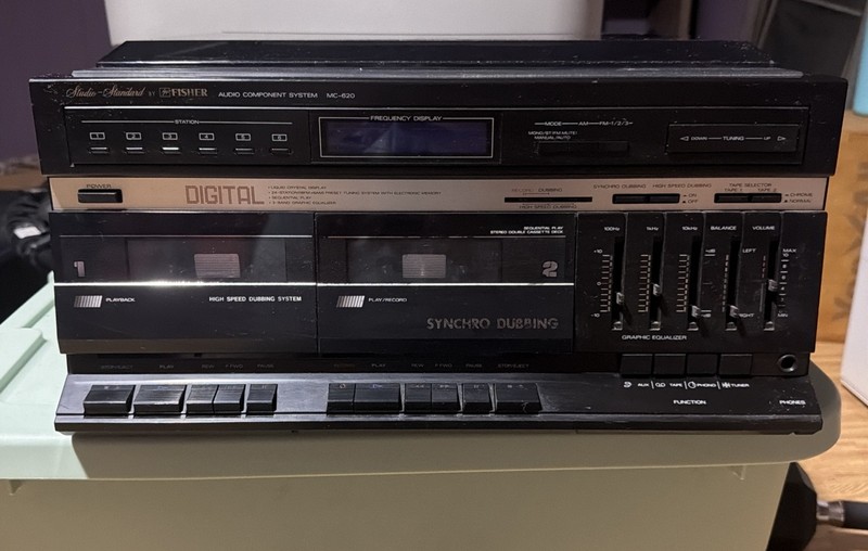 Vintage Fisher MC-620 Audio Component System: AM/FM, Turntable & Cassette READ