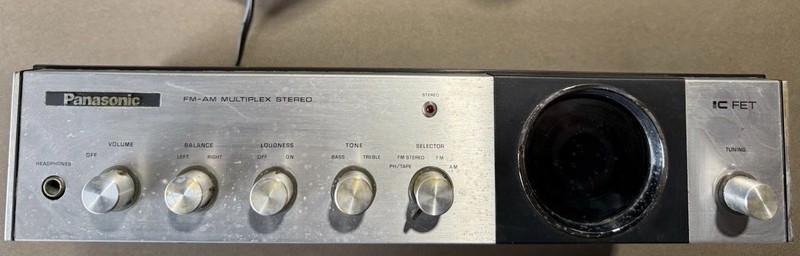 Vintage Wood 70s Panasonic RE-7412 FM AM Multiplex Stereo IC-FET Receiver
