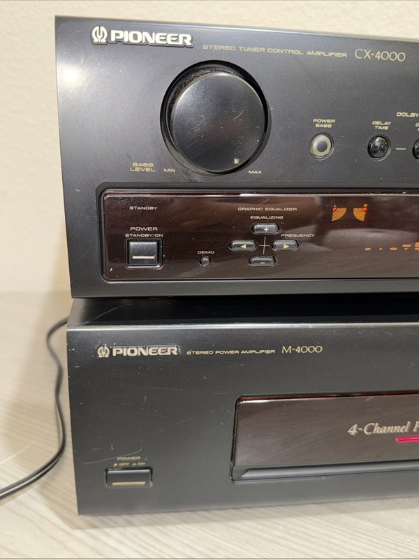 Pioneer M-4000 Power Amplifier & CX-4000 Stereo Control Tuner gallery