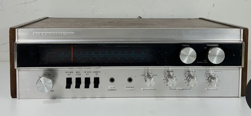 Sherwood S-7100A Stereo Receiver-great condition