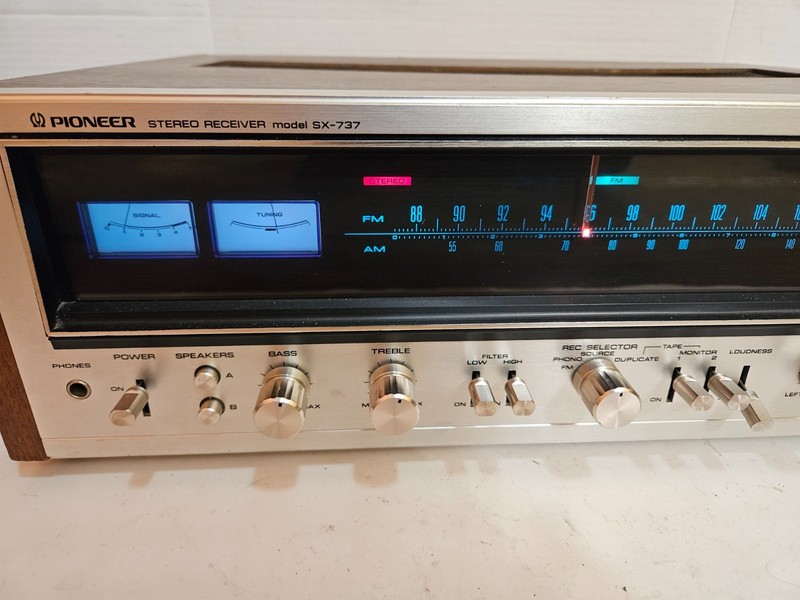 Pioneer SX-737 AM/FM Stereo Receiver – Vintage – 35Wpc – Tested & Excellent Cond gallery