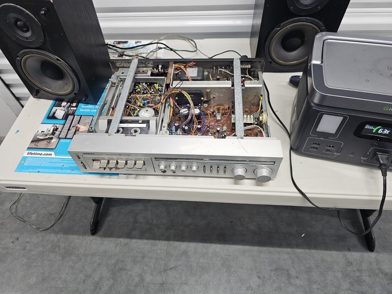 ONKYO Cassette Tuner Amplifier Model CX-70 LIGHTS UP