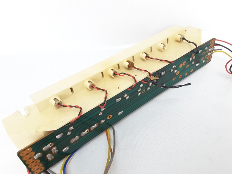 SANSUI 9090DB RECEIVER PARTS: F-2627 ILLUMINATION CIRCUIT BOARD gallery