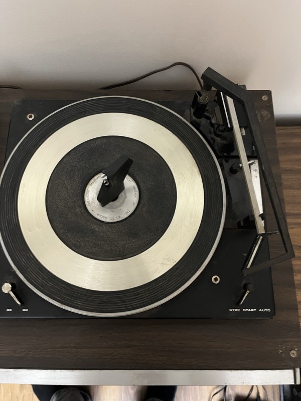 Capehart SKTR1500 Stereo w/ Dual 8-Track, Turntable, AM/FM – As Is gallery