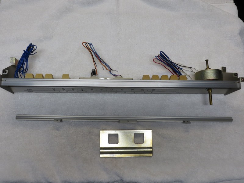 PIONEER SX-1250 STEREO RECEIVER TUNER DIAL ASSEMBLY AAG-106,LENSES,TUNER SHAFT gallery