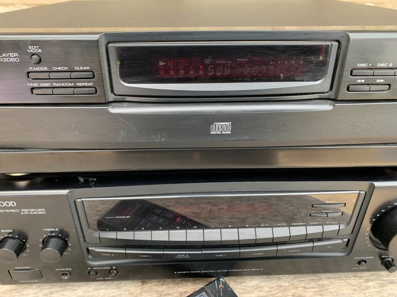 Kenwood KR-A4060 VTG AM/FM Stereo Receiver & DP-R3060 5 CD Compact disc Changer gallery