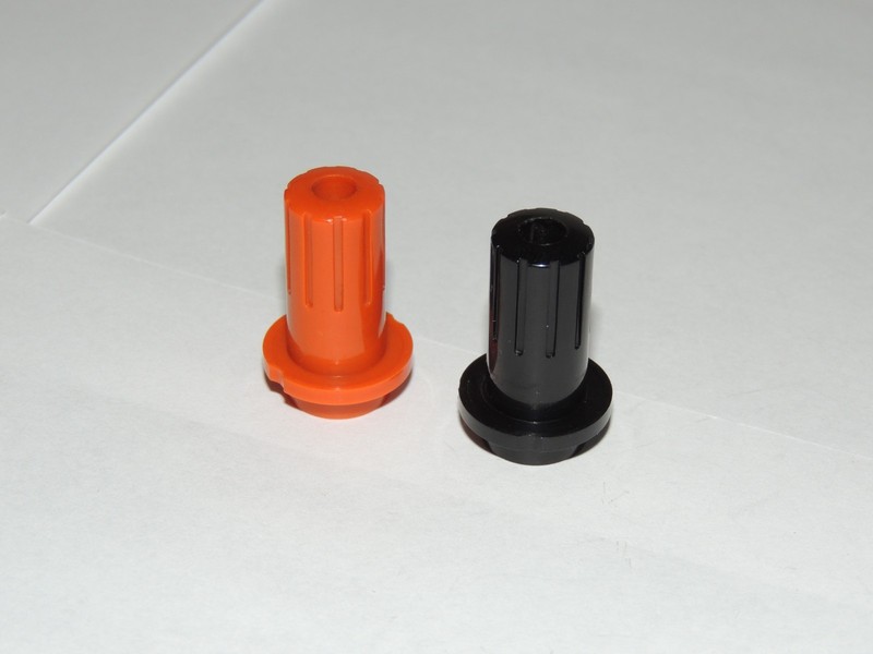 Technics SA-700 Speaker Binding Post Securing Wire Covers (Sold as a Pair) gallery