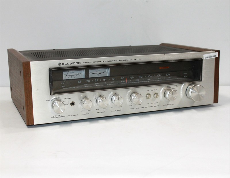 Vintage Sliver Face Kenwood KR-4070 AM/FM Stereo Receiver Tested and Working.