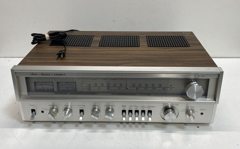 Vintage Fisher RS-1056 Studio-Standard AM/FM Stereo Receiver Silver Face As-Is