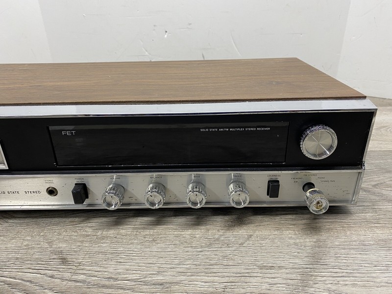 Lloyd's AM/FM Solid State Stereo Model 2M75W-07 *For Parts* Read gallery