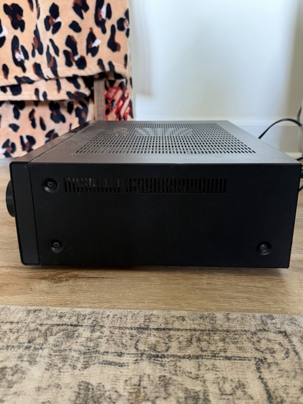 Kenwood KR-A5040 Stereo Receiver Turns On Needs Speaker For Further Testing gallery