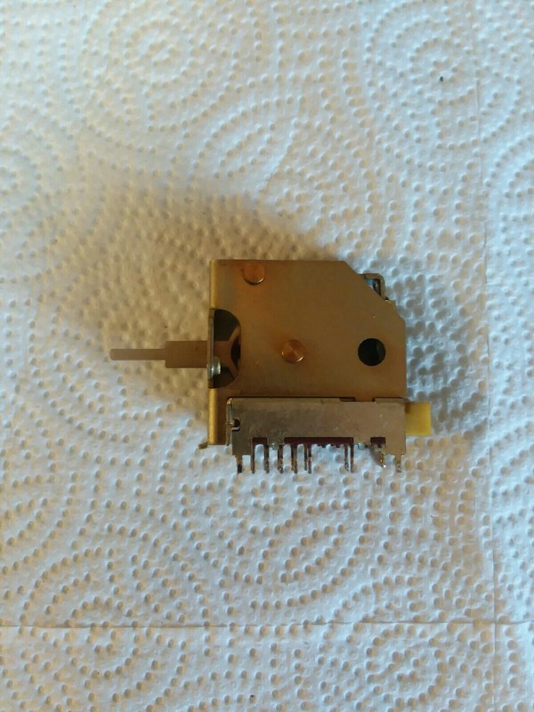 Vintage Yamaha Natural Sound Cr-600 toggle switch