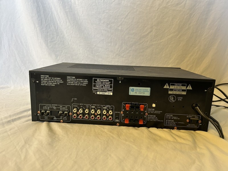 Pioneer SX-251R Stereo Receiver 5 Band EQ & Phono 50W/CH gallery