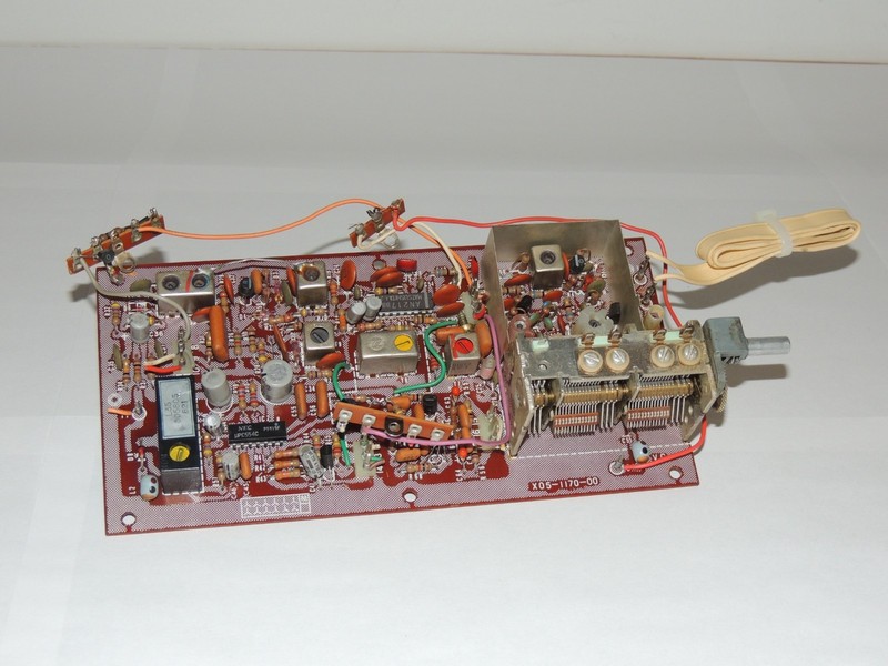 Kenwood Model Eleven AM/FM Tunner Board Assembly X05-1170-00