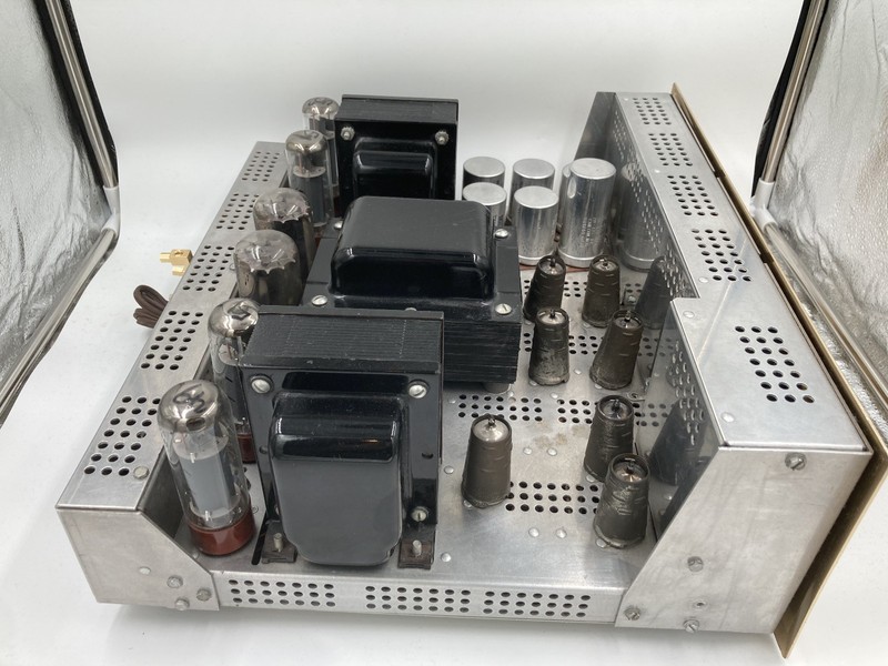 H.H. Scott Type 272 Dual Channel Laboratory Amplifier Integrated Tube Amplifier gallery