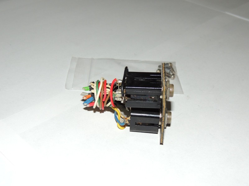 Marantz 2270 Dubbing Dual Microphone Jacks & Screws/Nuts YJ0100065 YJ010055 gallery