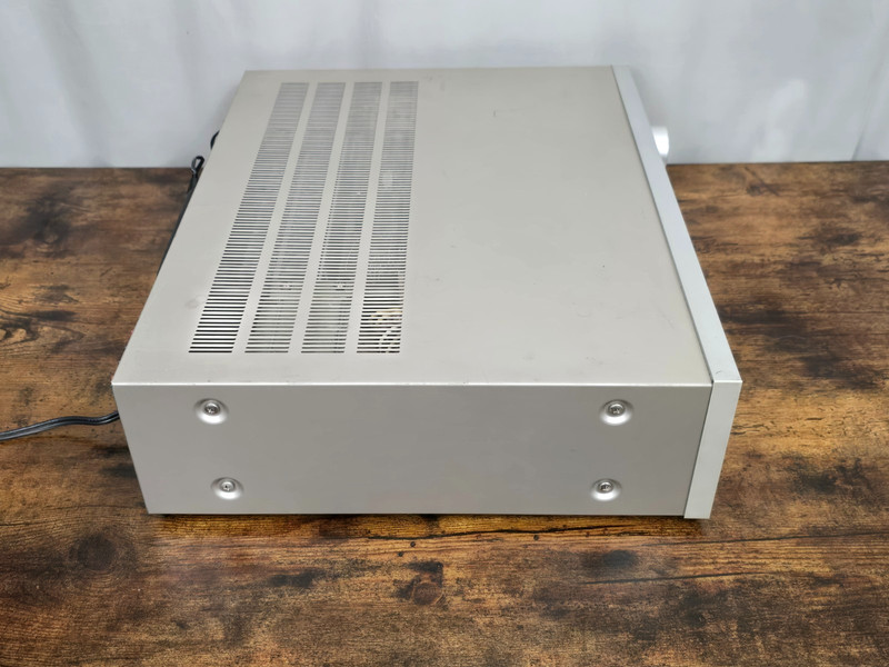 Vtg NIKKO NR-700 QUARTZ LOCK AM/FM 4 Channel Stereo Receiver - MADE IN JAPAN! gallery