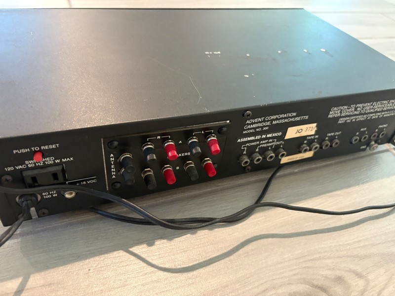 Advent Model 300 Vintage FM Stereo Receiver Holman Phono Preamp Black gallery