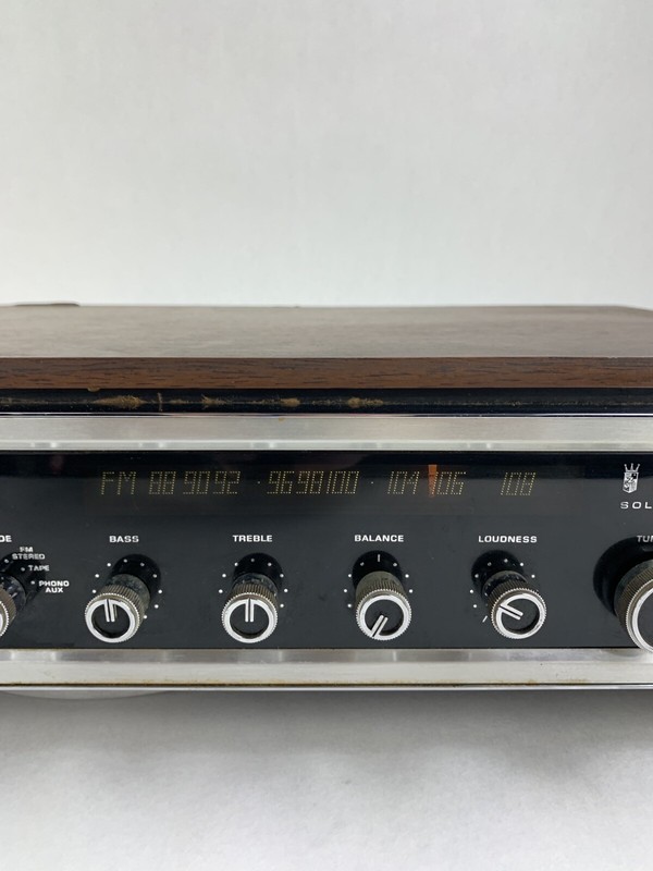 Zenith F680W Stereo 8 Eight Track Player Digilite Receiver For Parts and Repair gallery