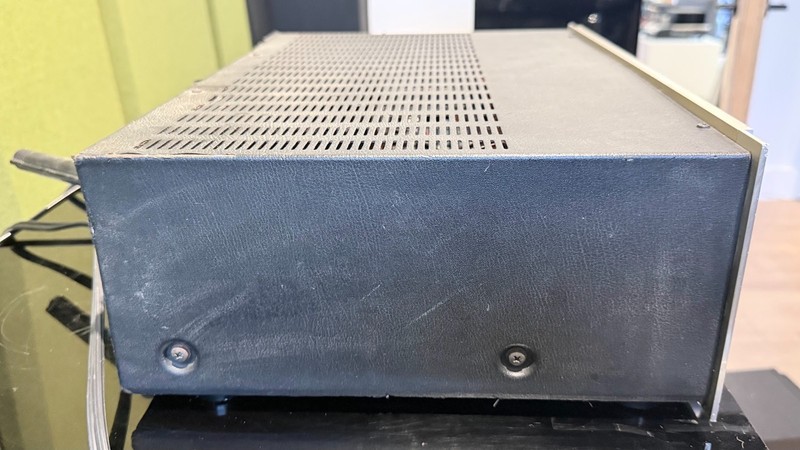 Marantz 2218 AM/FM Stereo Receiver in Silver No Box FAIR CONDITION gallery