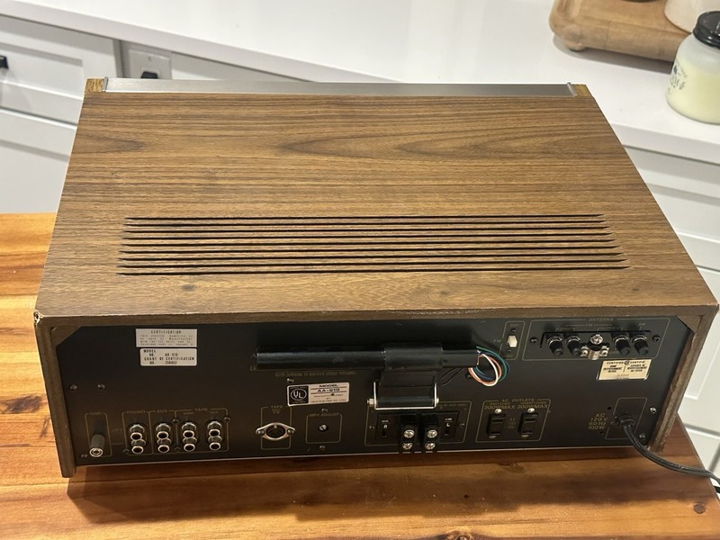 Akai AA-910 Receiver Fully Serviced Excellent Condition Wood Grain Cabinet Japan gallery
