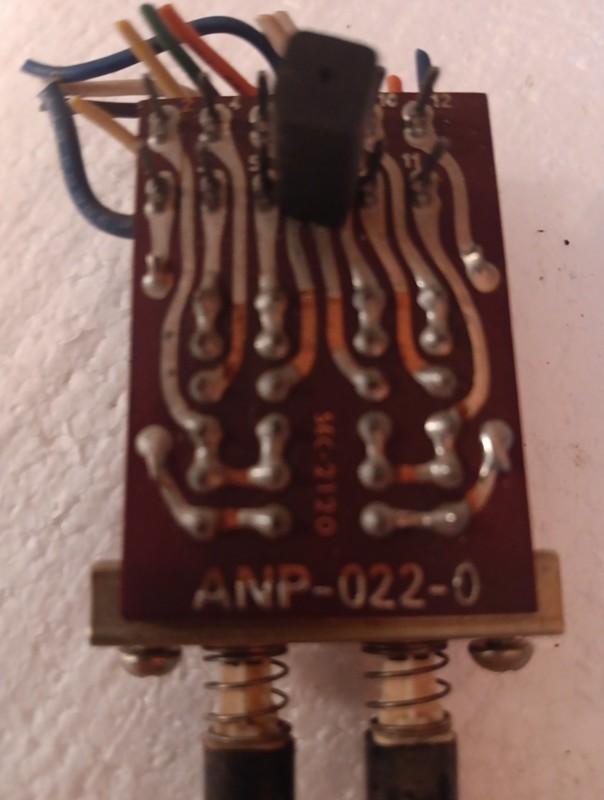 Pioneer QX-8000 Speaker Switches gallery