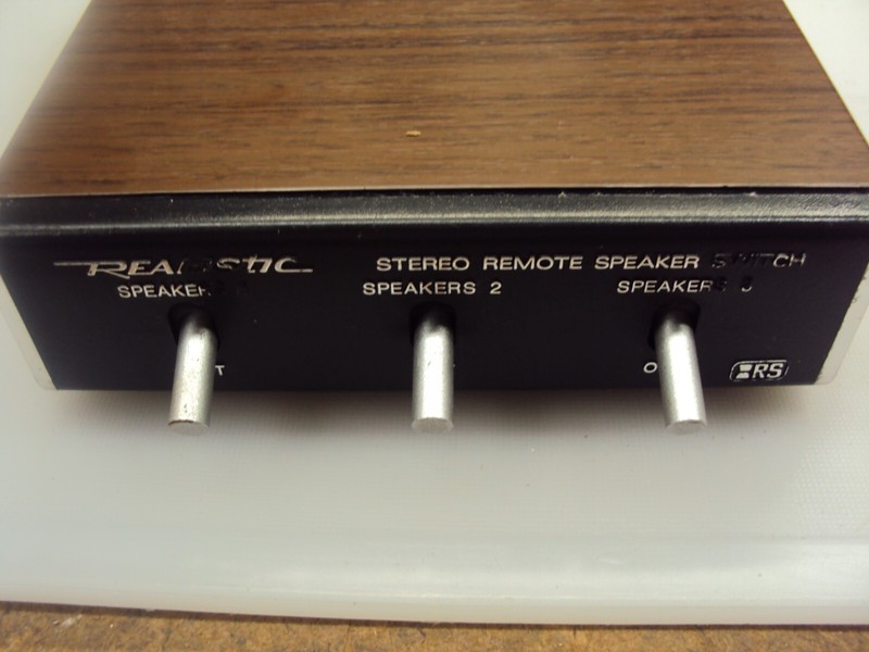 Realistic 40-125A Speaker Selector. Tested. Switches Cleaned. Read More Below. gallery