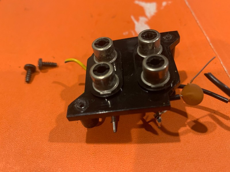 Marantz 2238B Stereo Receiver Parting out - Phono AUX RCA Jack Assembly gallery