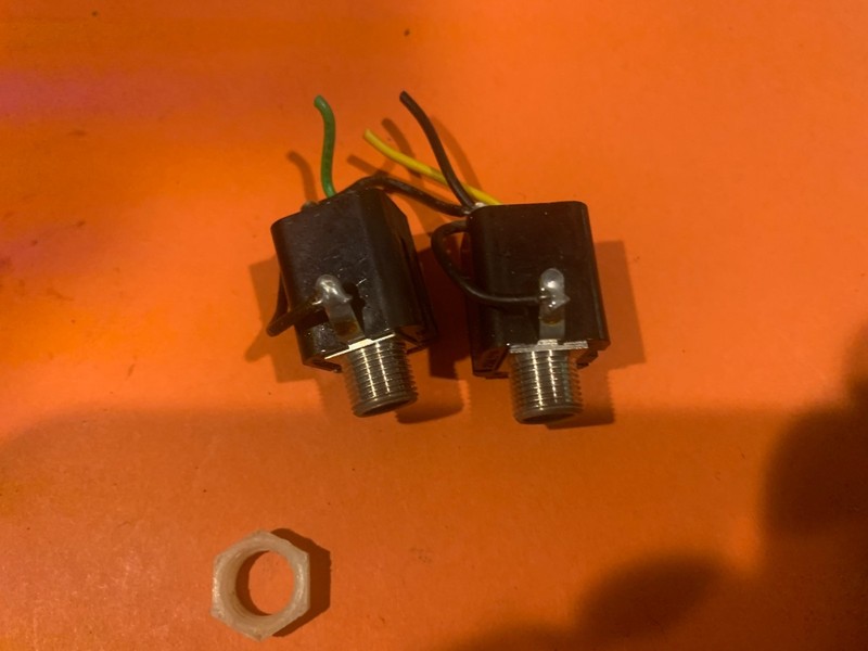 Pioneer SX-828 Vintage Stereo Receiver - Pair of MIC Jacks gallery