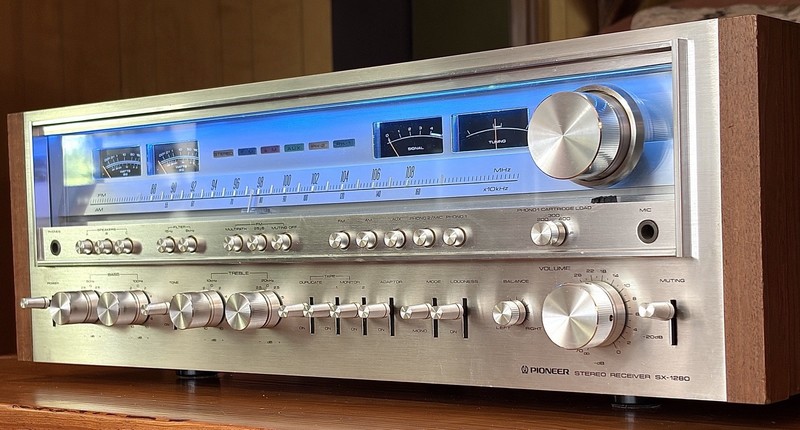 PIONEER SX-1280 AMFM Stereo Receiver 185 Watt Re-Capped Bench Service Near MINT! gallery