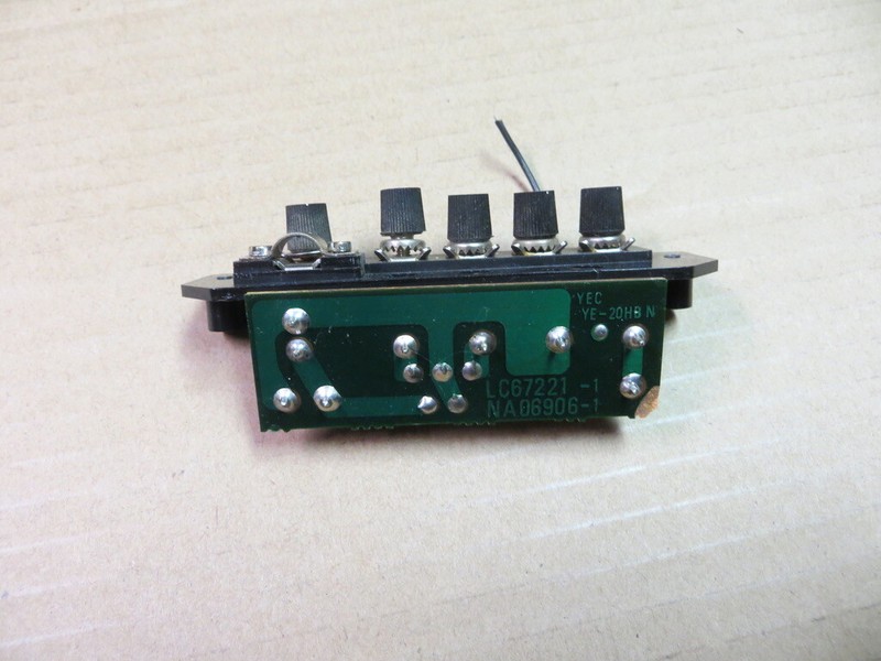 YAMAHA CR 1020 AND CR2020 COUPLER CIRCIUT BOARD #2 FOR TUNER/ANTENNA INPUT gallery