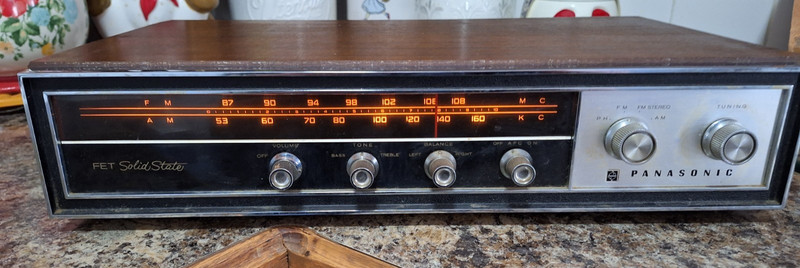 Vintage – Panasonic RE-7671 AM/FM Stereo Receiver Solid State – Works Some What