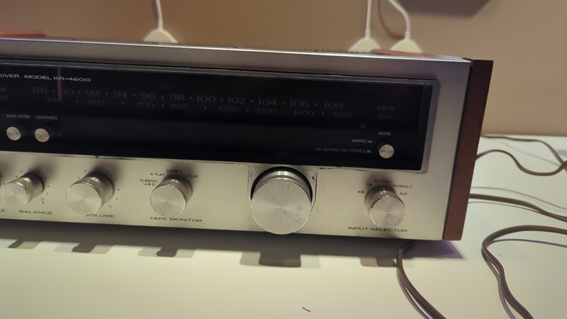Kenwood KR-4600 Receiver - AM/FM Stereo Receiver - READ BELOW gallery