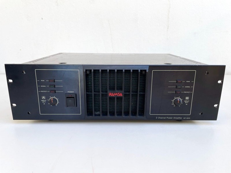 Vintage Technics/Panasonic RAMSA WP-9220 - Stereo Power Amplifier - 600W - JAPAN