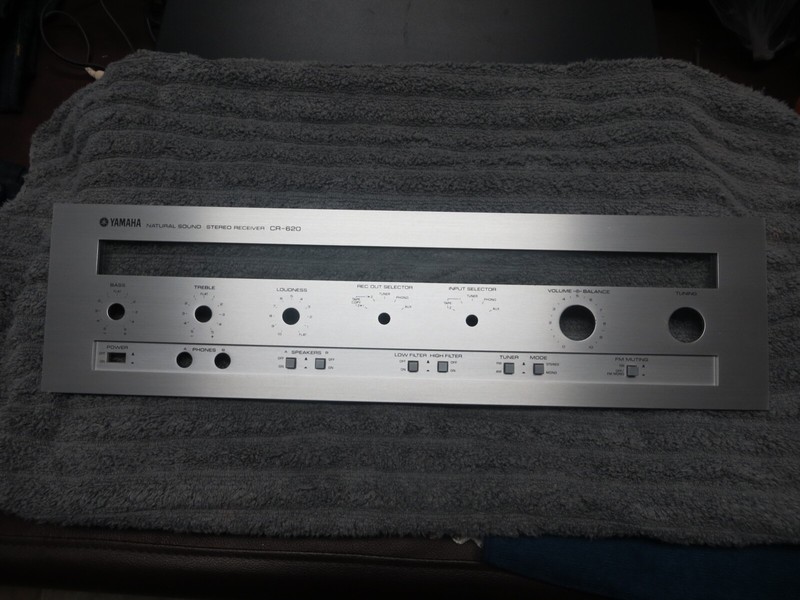 YAMAHA CR 620 RECEIVER FACE PLATE WITH ALL BUTTONS