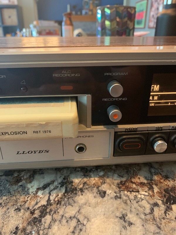 Lloyd's AM-FM Stereo Multiplex Receiver 8 Track Tape Player Recorder Needs Work gallery