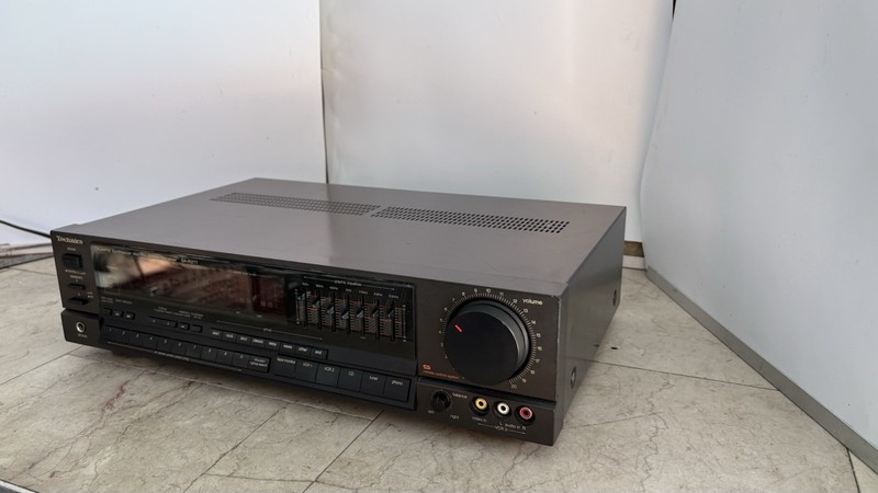 Technics SA-R277 Stereo Receiver.* Nice!* gallery