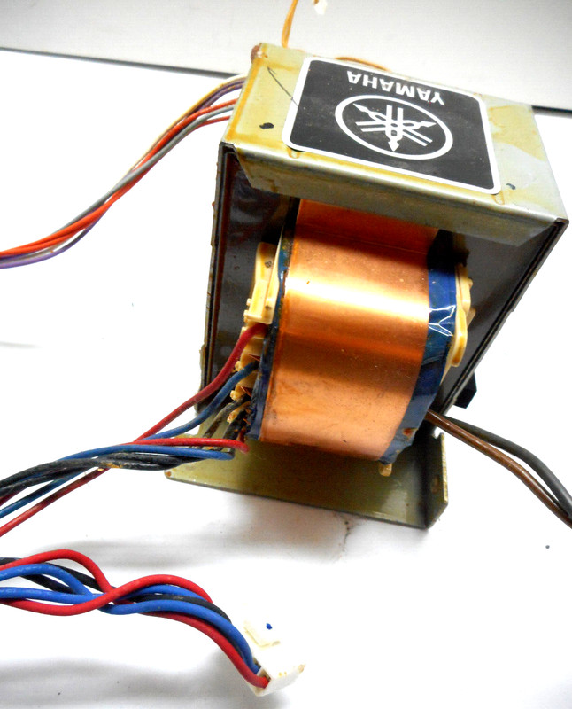 YAMAHA HTR-5660 RECEIVER - TRANSFORMER 75K027HDLP - PARTING OUT gallery