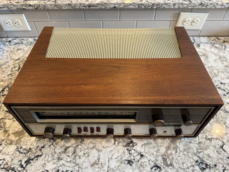 Fisher 700-T gallery