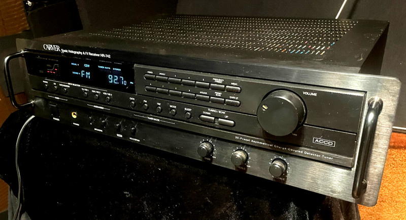 Carver Sonic Holography A/V Receiver HR-742 gallery