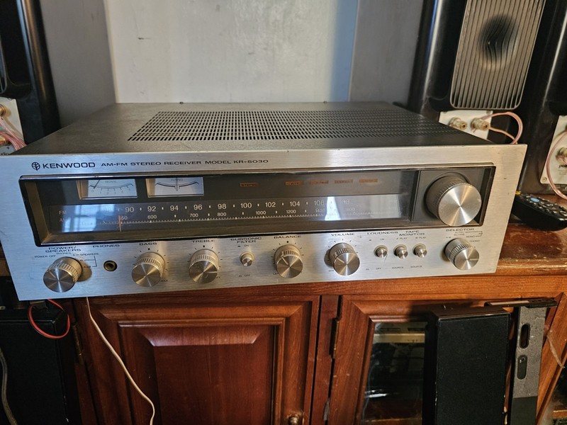 KENWOOD KR-5030 STEREO RECEIVER