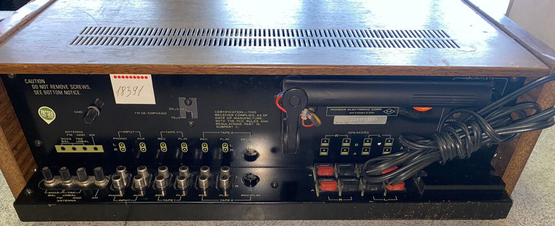 Vintage Pioneer SX-550 Stereo Receiver tuner Tested and Working ! gallery