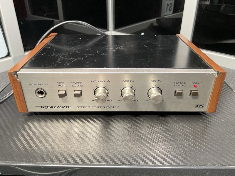 Realistic 42-2108 Retro Stereo Reverb System Vintage Mixing Mic 70's Silver Face gallery