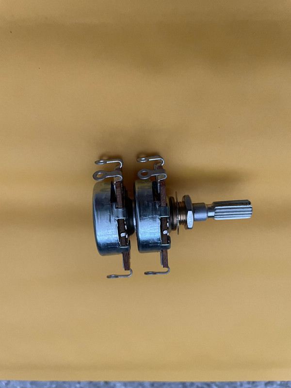 Vintage Marantz 2226B / 2252B receiver volume pot control .