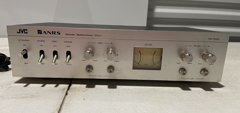 Vintage 1971 JVC ANRS Noise Reduction Unit - Model NR-1020 - Japan